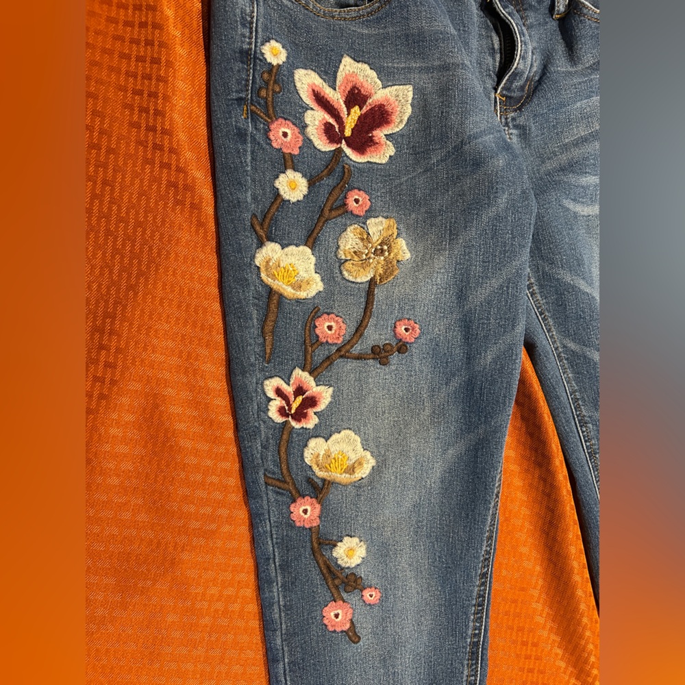 Soundgirl Blue Jeans with Floral Embroidery